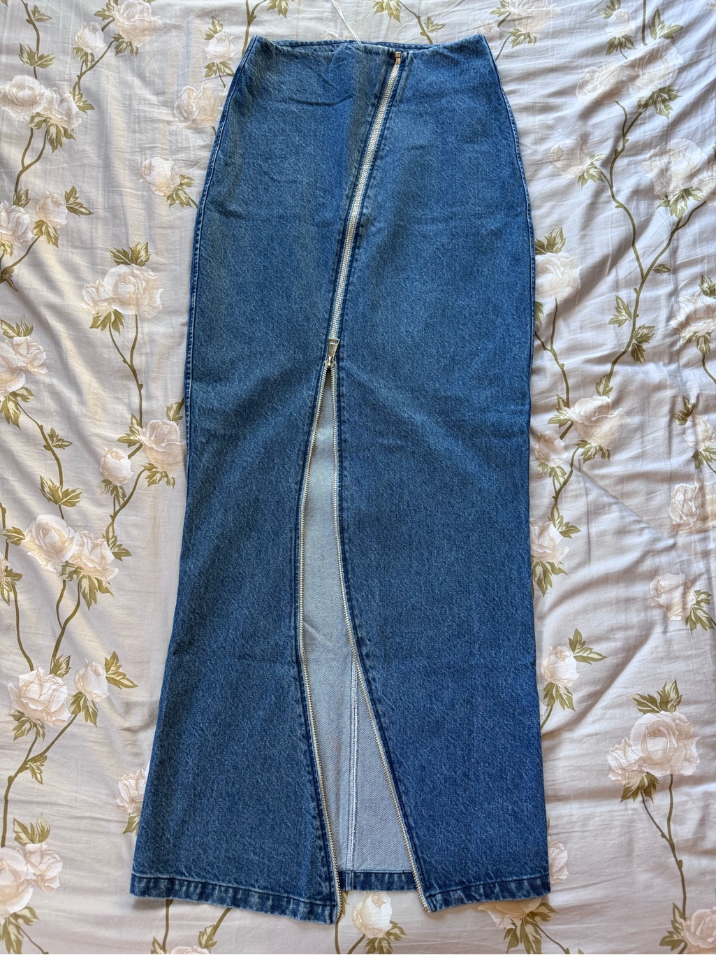 Nwt Kkoncept Maxi Bodycon Skirt With Asymmetrical Zipper. Size: 42 — image 3 of 6